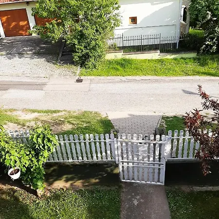 Viktoria Apartman Heviz * Héviz